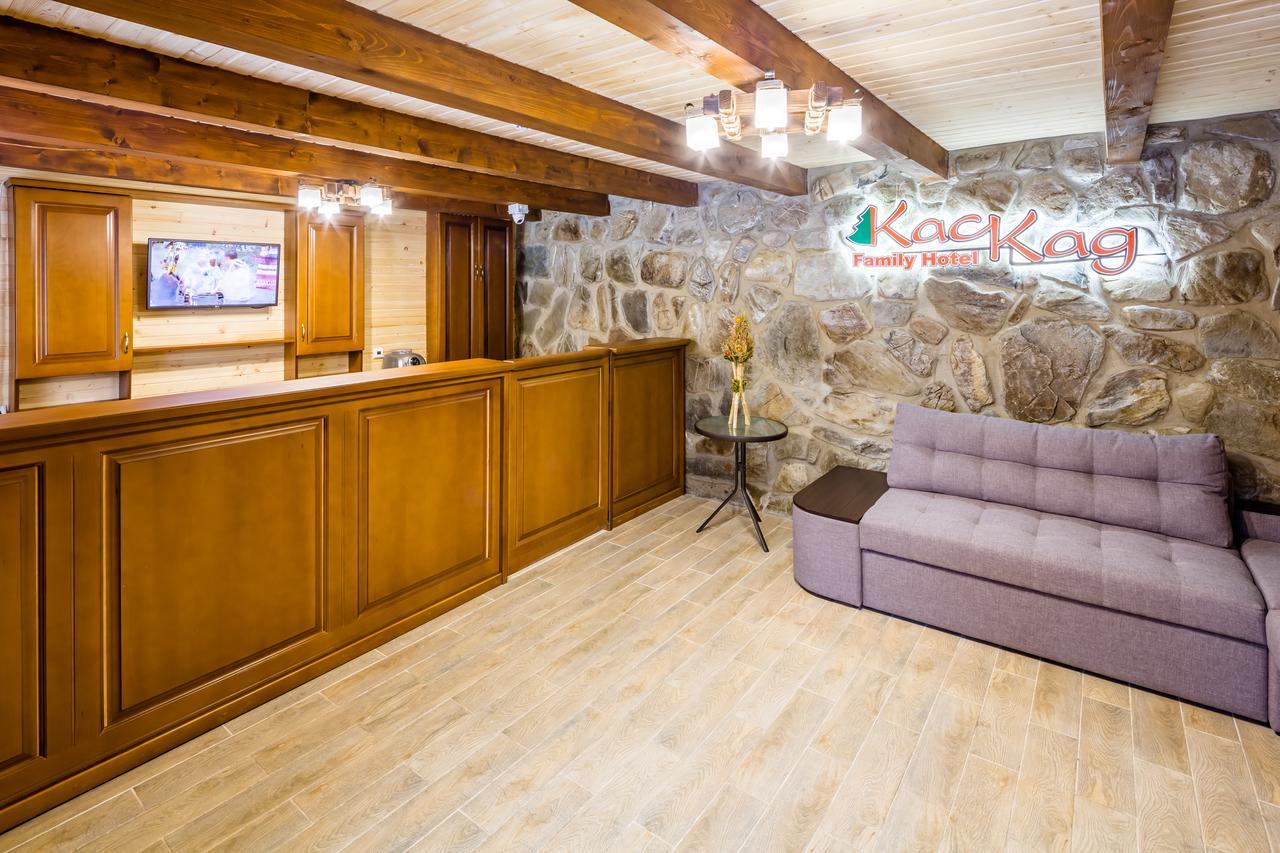 Family Hotel Kaskad Bukovel Exterior foto
