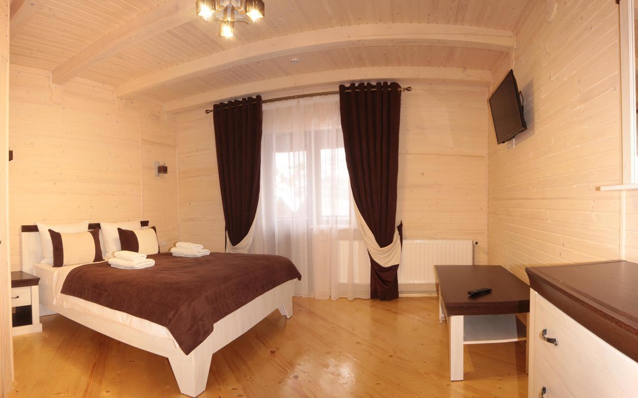 Family Hotel Kaskad Bukovel Exterior foto