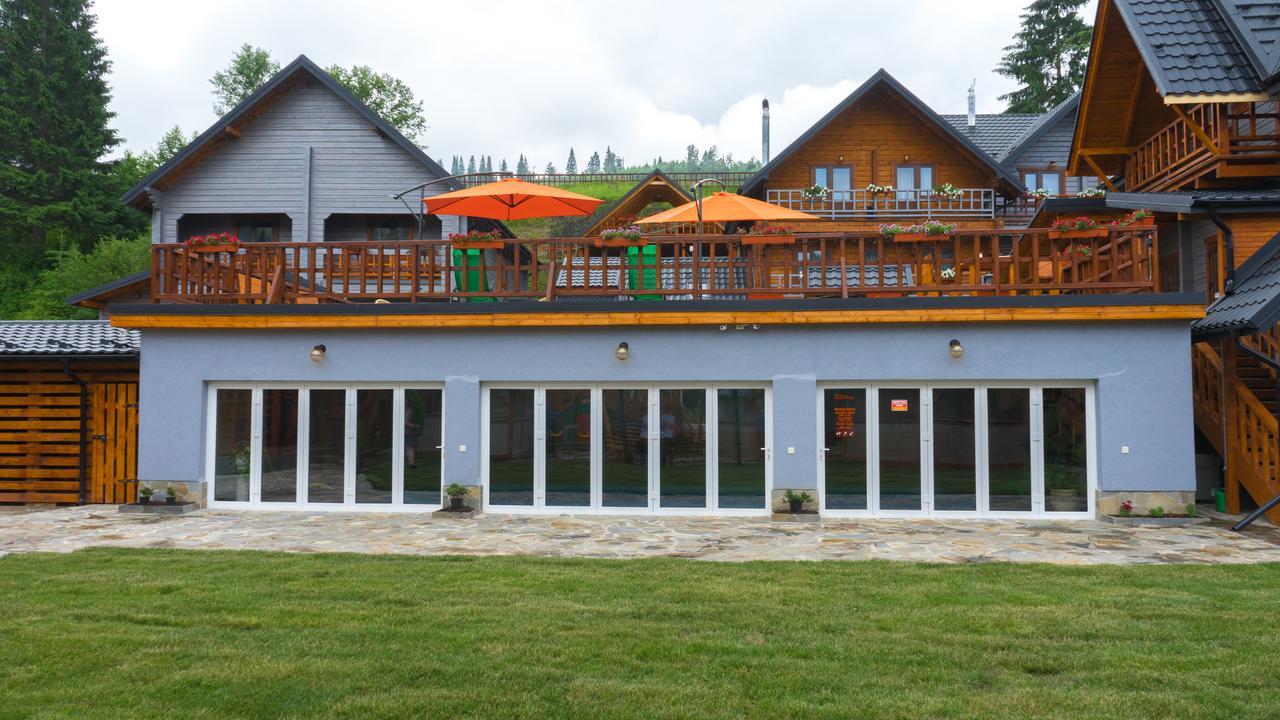 Family Hotel Kaskad Bukovel Exterior foto