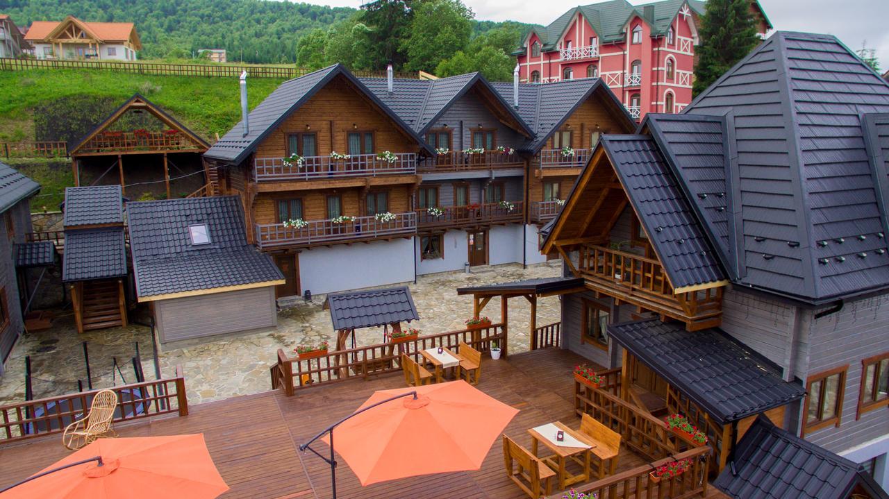 Family Hotel Kaskad Bukovel Exterior foto